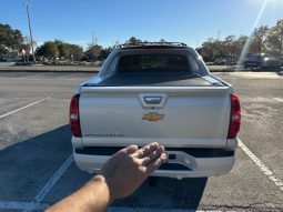 2013 Chevy avalanche 4×4 black Dimond edition full