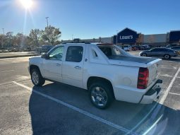 2013 Chevy avalanche 4×4 black Dimond edition full