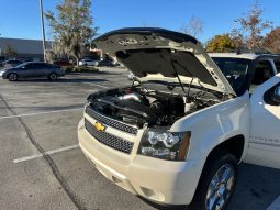 2013 Chevy avalanche 4×4 black Dimond edition full