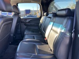 2013 Chevy avalanche 4×4 black Dimond edition full