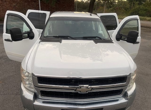 2007 Chevy Silverado 2500 4×4 Diesel full