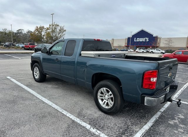 2010 Chevrolet Silverado 1500 LT Extended Cab Short Bed 1LT w/Rear Doors full