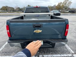 2010 Chevrolet Silverado 1500 LT Extended Cab Short Bed 1LT w/Rear Doors full