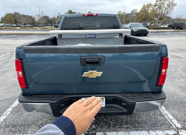 2010 Chevrolet Silverado 1500 LT Extended Cab Short Bed 1LT w/Rear Doors full