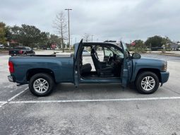 2010 Chevrolet Silverado 1500 LT Extended Cab Short Bed 1LT w/Rear Doors full