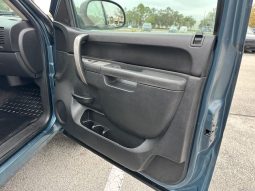 2010 Chevrolet Silverado 1500 LT Extended Cab Short Bed 1LT w/Rear Doors full