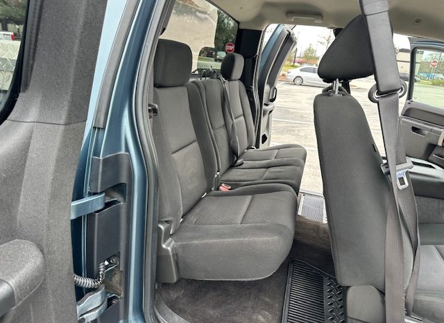 2010 Chevrolet Silverado 1500 LT Extended Cab Short Bed 1LT w/Rear Doors full