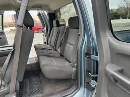 2010 Chevrolet Silverado 1500 LT Extended Cab Short Bed 1LT w/Rear Doors full