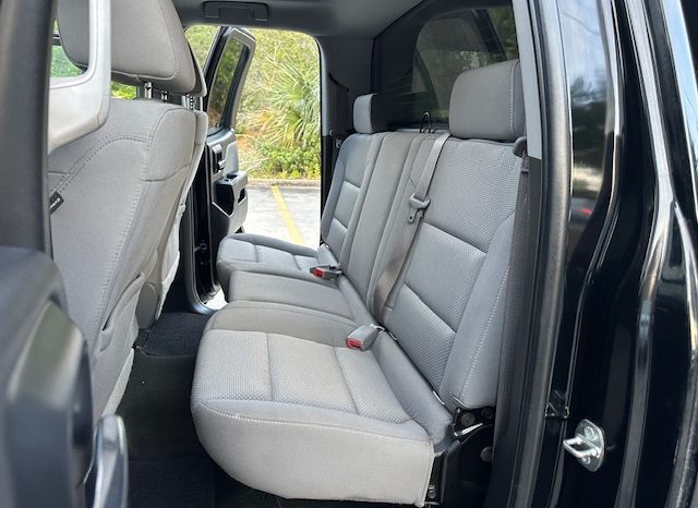 2016 Chevrolet Silverado 1500 Custom Extended Cab Short Bed 1CX full