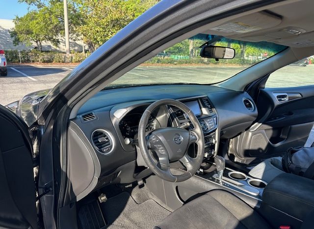 2014 Nissan Pathfinder SV full