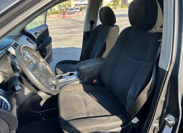 2014 Nissan Pathfinder SV full