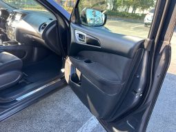 2014 Nissan Pathfinder SV full