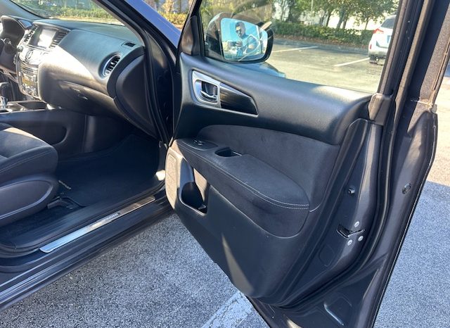 2014 Nissan Pathfinder SV full