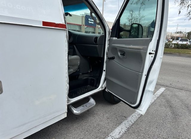 2008 Ford E-350 Base full