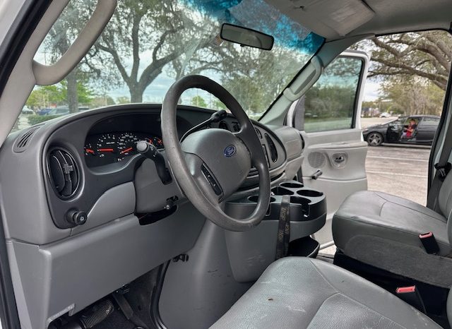 2008 Ford E-350 Base full