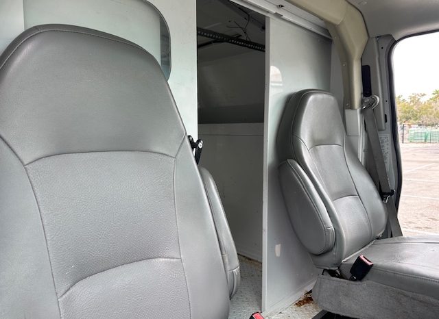 2008 Ford E-350 Base full