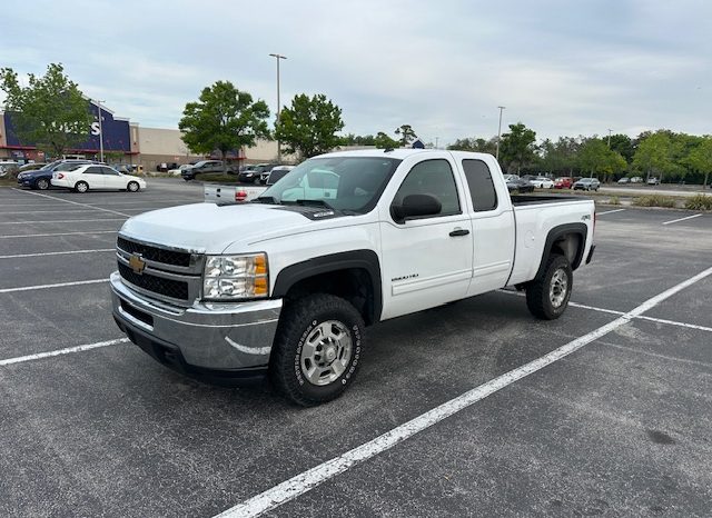 2012 Chevrolet Silverado 2500HD LT Extended Cab Short Bed 1LT w/Rear Doors full