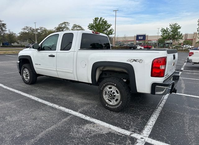 2012 Chevrolet Silverado 2500HD LT Extended Cab Short Bed 1LT w/Rear Doors full