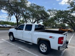 2010 Chevrolet Silverado 1500 LTZ Crew Cab Short Bed 1LZ full