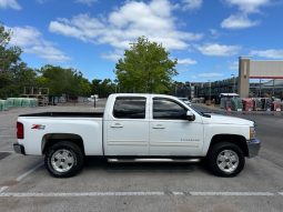 2010 Chevrolet Silverado 1500 LTZ Crew Cab Short Bed 1LZ full