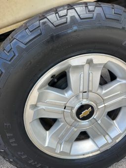 2010 Chevrolet Silverado 1500 LTZ Crew Cab Short Bed 1LZ full