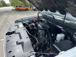2010 Chevrolet Silverado 1500 LTZ Crew Cab Short Bed 1LZ full