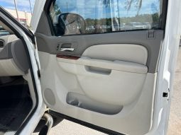 2010 Chevrolet Silverado 1500 LTZ Crew Cab Short Bed 1LZ full