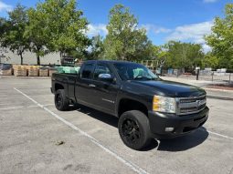 2009 Chevrolet Silverado 1500 LTZ Extended Cab Medium Bed 1LZ w/Rear Doors full