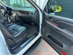 2007 GMC Yukon Denali XL 5SA full