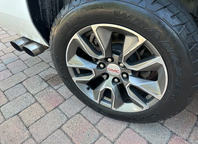 2007 GMC Yukon Denali XL 5SA full