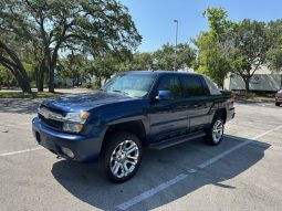 2002 Chevrolet Avalanche 1500 Crew Cab Short Bed full
