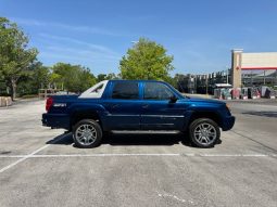 2002 Chevrolet Avalanche 1500 Crew Cab Short Bed full