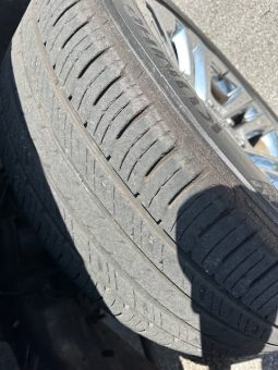 2002 Chevrolet Avalanche 1500 Crew Cab Short Bed full