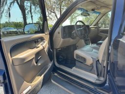 2002 Chevrolet Avalanche 1500 Crew Cab Short Bed full
