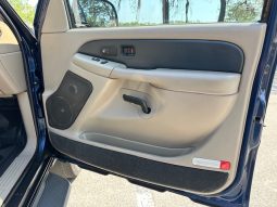 2002 Chevrolet Avalanche 1500 Crew Cab Short Bed full