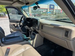 2002 Chevrolet Avalanche 1500 Crew Cab Short Bed full