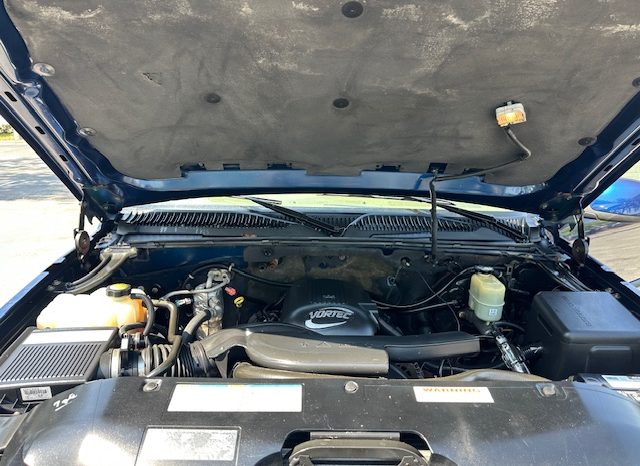 2002 Chevrolet Avalanche 1500 Crew Cab Short Bed full