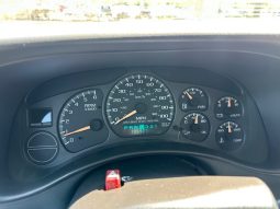 2002 Chevrolet Avalanche 1500 Crew Cab Short Bed full