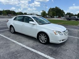 2005 Toyota Avalon Limited full