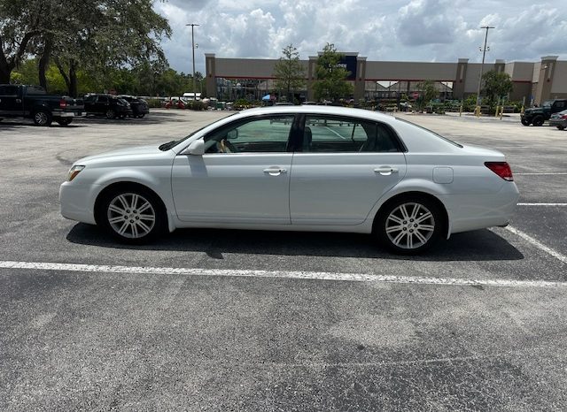 2005 Toyota Avalon Limited full