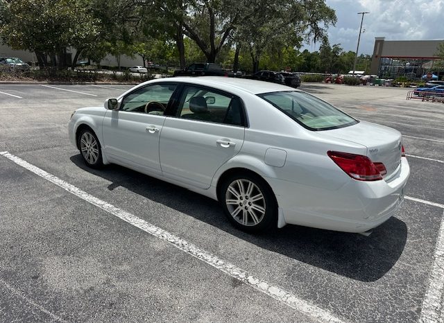 2005 Toyota Avalon Limited full
