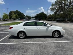 2005 Toyota Avalon Limited full