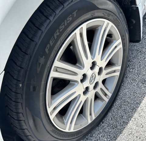 2005 Toyota Avalon Limited full
