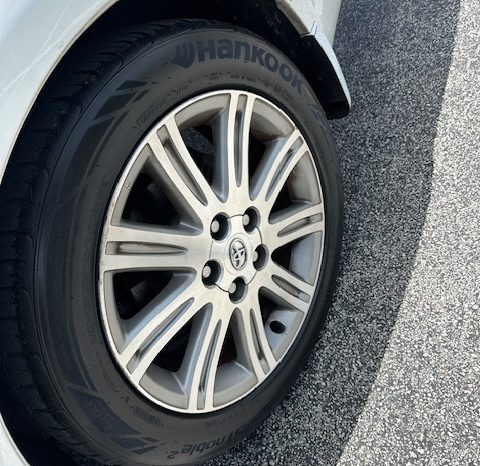 2005 Toyota Avalon Limited full