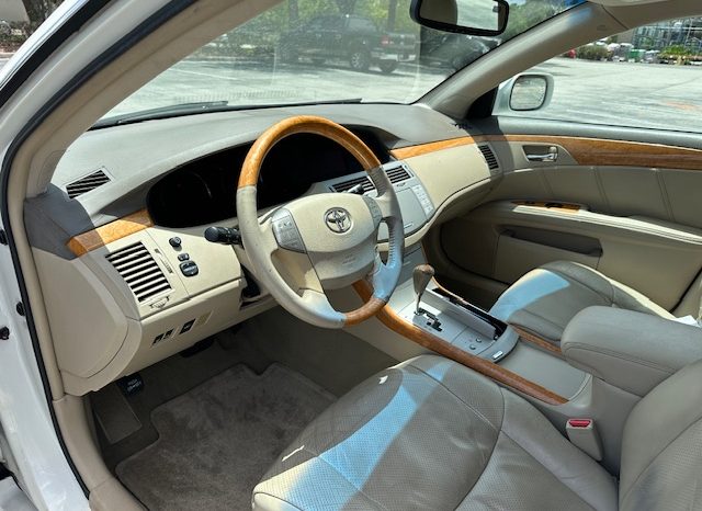 2005 Toyota Avalon Limited full