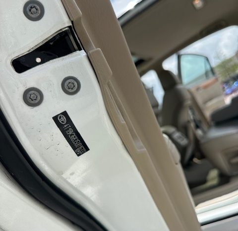 2005 Toyota Avalon Limited full