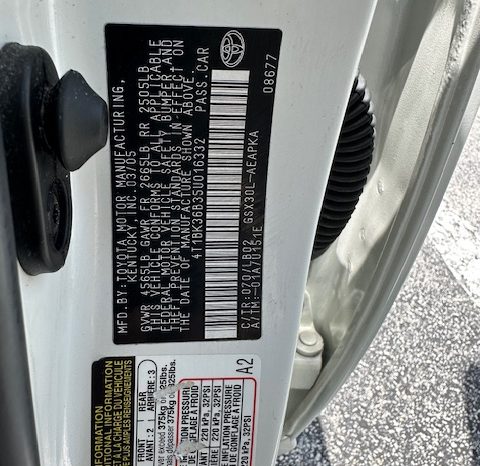 2005 Toyota Avalon Limited full