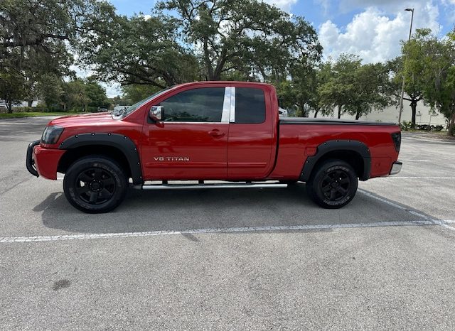 2006 Nissan TITAN LE Extended Cab Medium Bed full