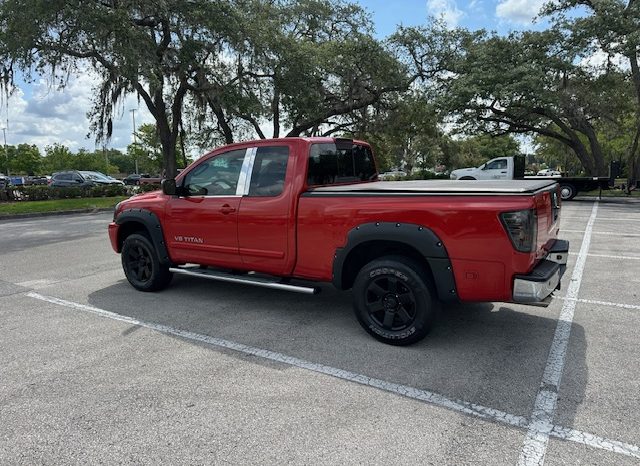 2006 Nissan TITAN LE Extended Cab Medium Bed full