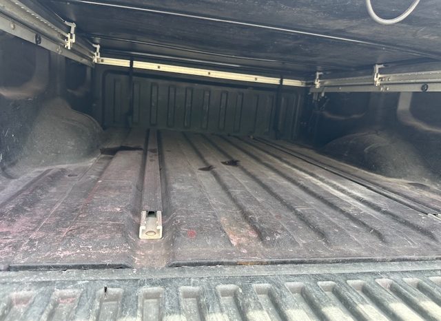2006 Nissan TITAN LE Extended Cab Medium Bed full
